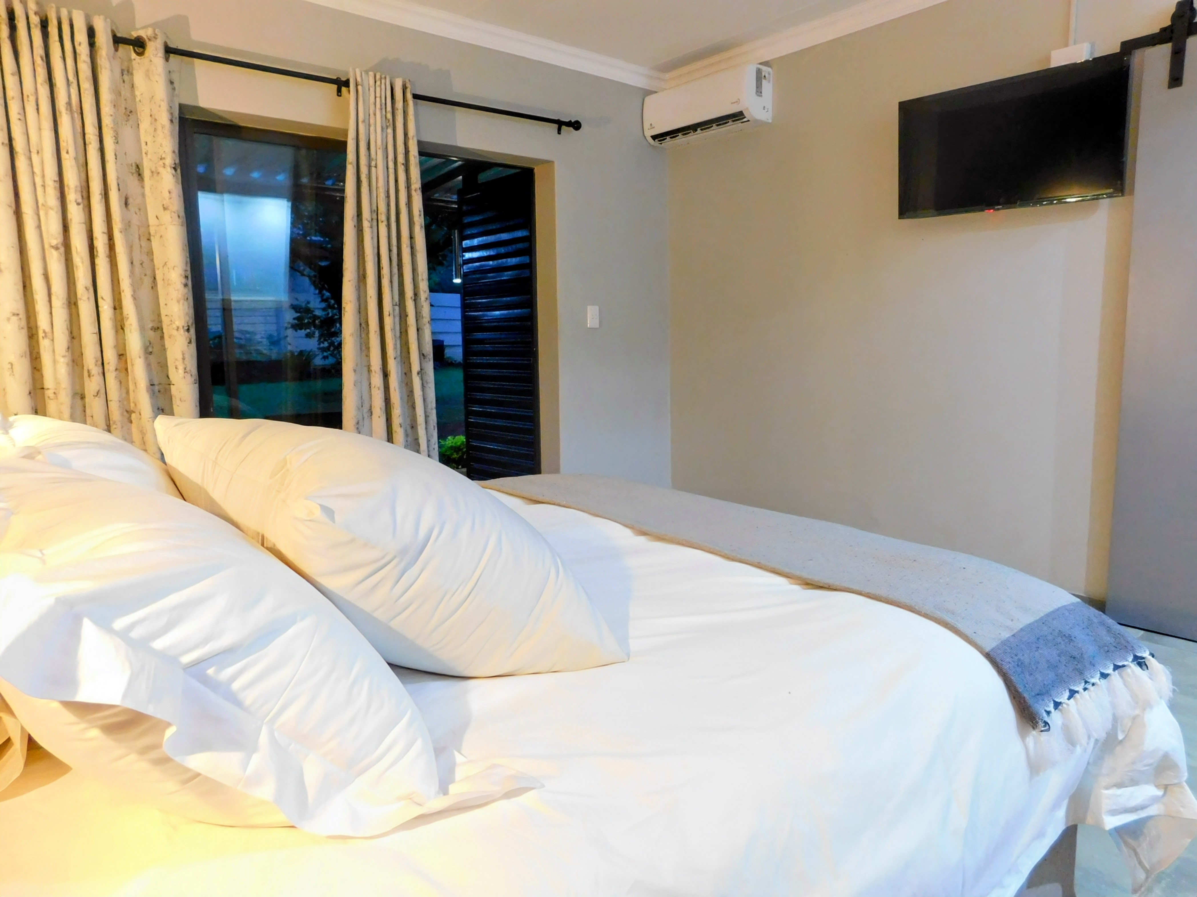 Double Room View 9